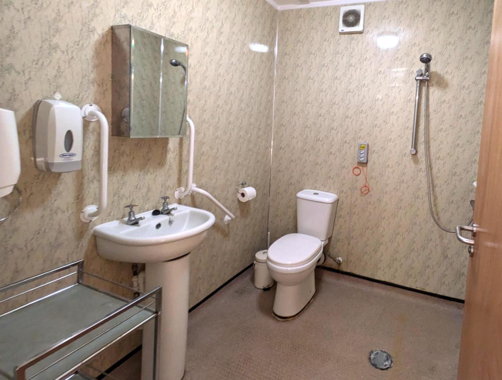 Hollybank - Ensuite Room & Use Of Large Shared Kitchen Dumfries Bagian luar foto