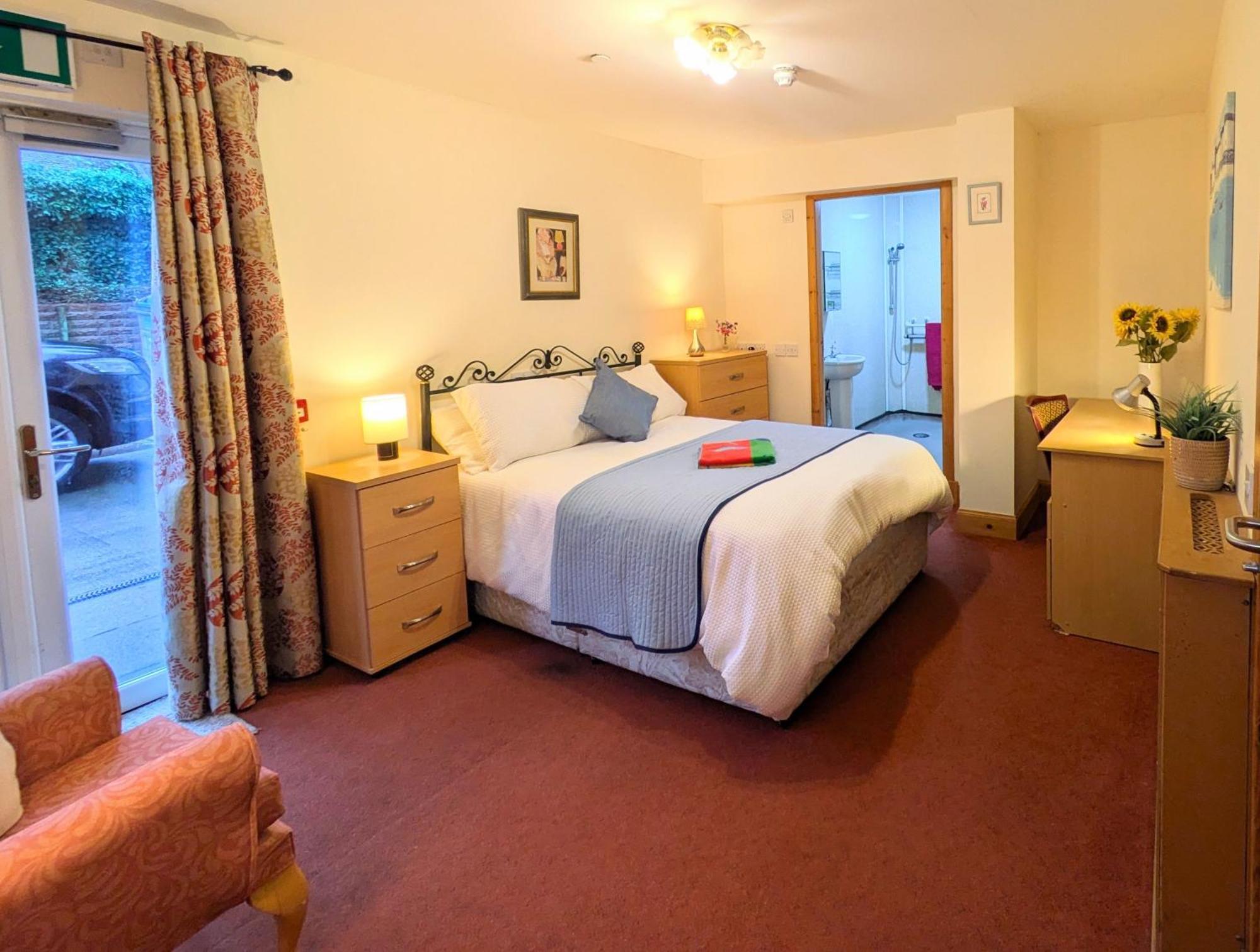 Hollybank - Ensuite Room & Use Of Large Shared Kitchen Dumfries Bagian luar foto