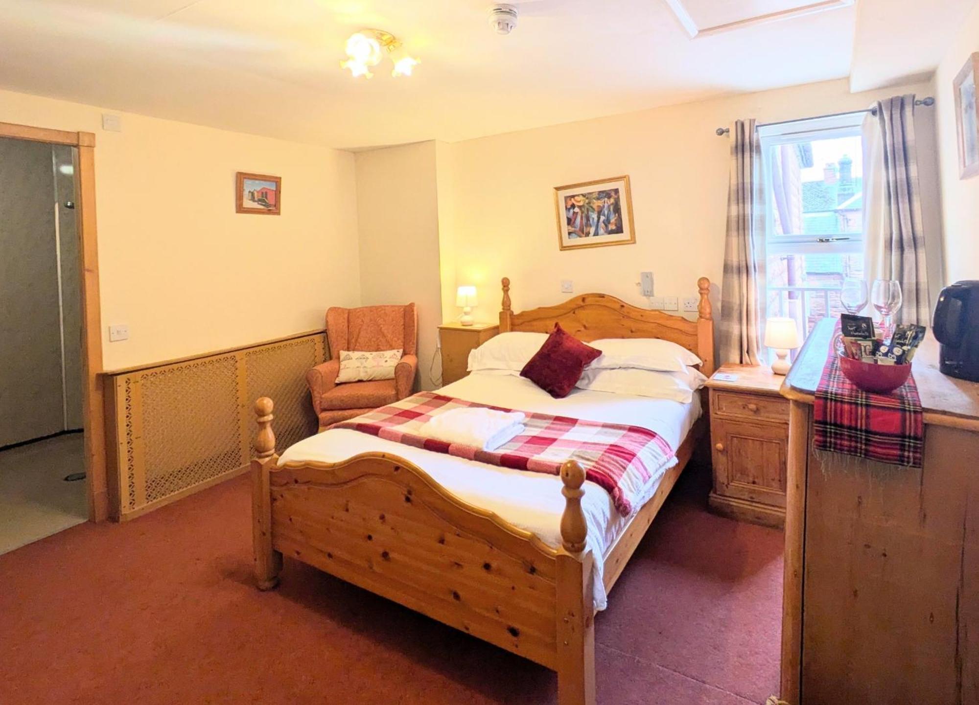 Hollybank - Ensuite Room & Use Of Large Shared Kitchen Dumfries Bagian luar foto